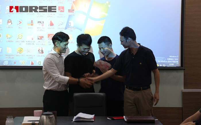 1508140785576862.jpg October regular meeting held successfully4.jpg