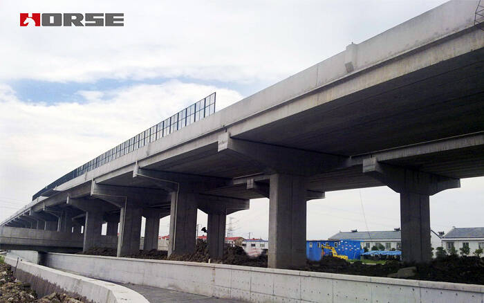 Lu Pan River Bridge Repair